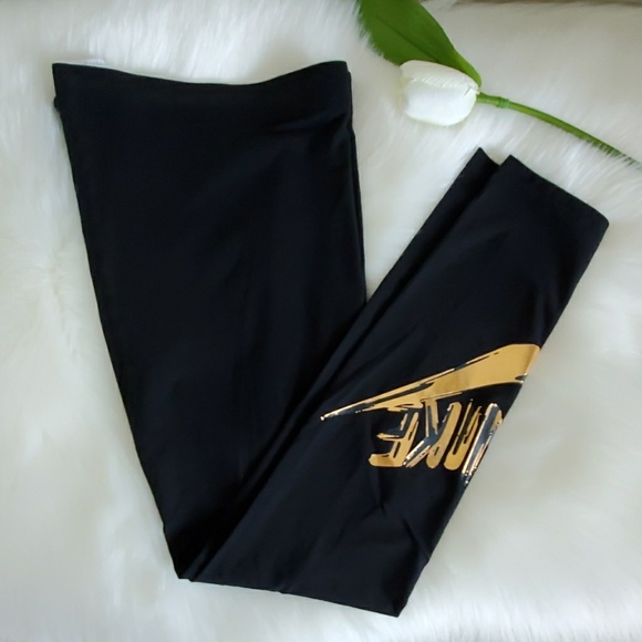 Nike Pants - NIKE WOMEN'S TIGHT FIT LEGGINGS SIZE L